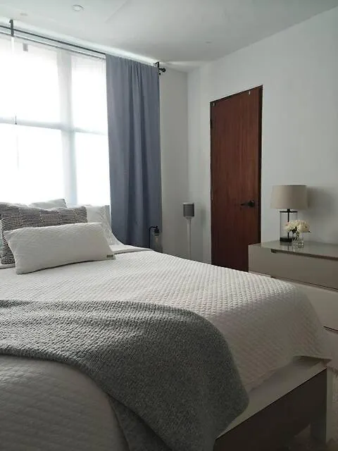 New! Rare, Convenient 3Bd Walk To Beach Сан-Хуан